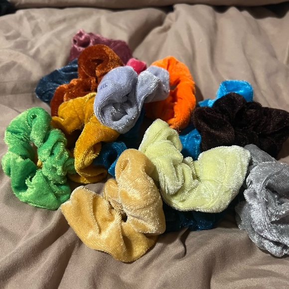 Scrunchies! - Picture 3 of 3